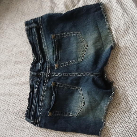 3/$30 Bluecrush Denim Shorts - Picture 4 of 4